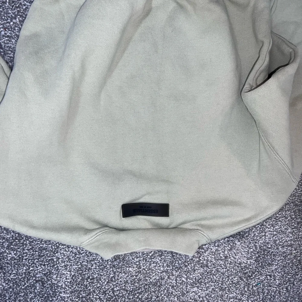 Fear of God Essentials Kids Sage Green Logo Sweatshirt 4-5 years